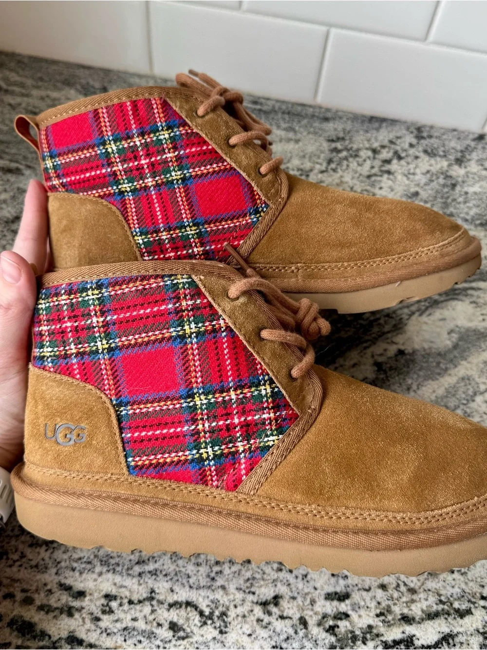 UGG Neumel II Tartan Plaid. Size 6 Y. VGUC.